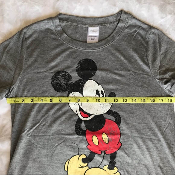 Disney Mickey Mouse Gray Short Sleeve Fitted T-shirt Scoop Neck Women sz Large - Picture 5 of 16